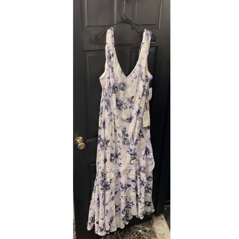 8..Alex Evenings Floral Tea Length Dress - Picture 3 of 8